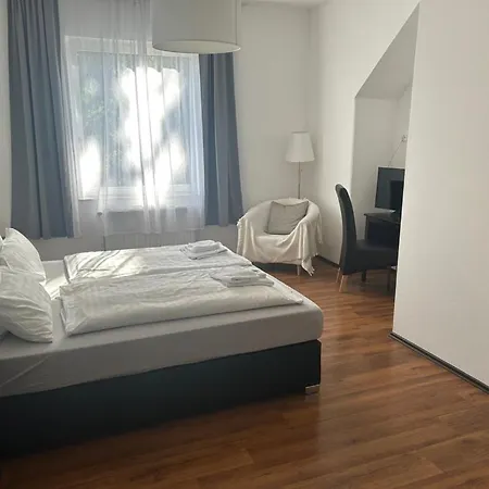 Doetlinger Hof 호텔