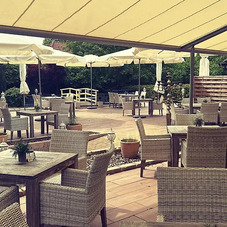 Doetlinger Hof 호텔 *